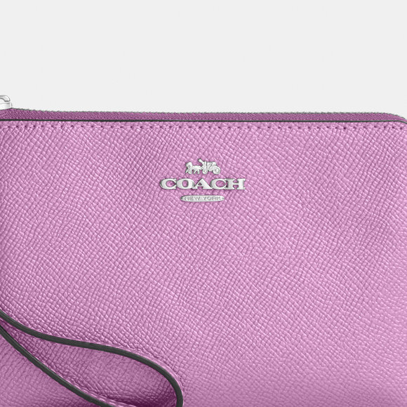NWT Coach Outlet Corner Zip Wristlet - Picture 3 of 3